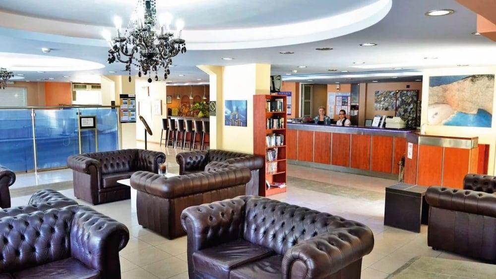 Mavrikos Hotel Plános Екстериор снимка