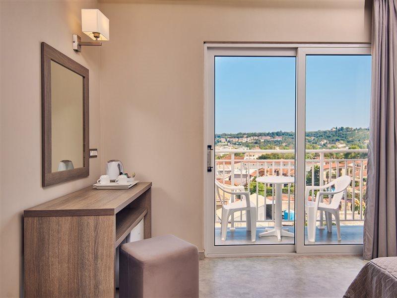 Mavrikos Hotel Plános Екстериор снимка