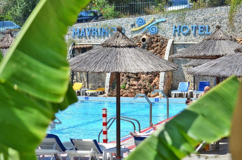 Mavrikos Hotel Plános Екстериор снимка