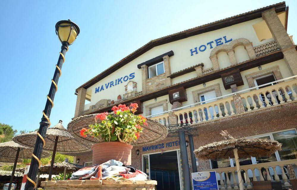 Mavrikos Hotel Plános Екстериор снимка