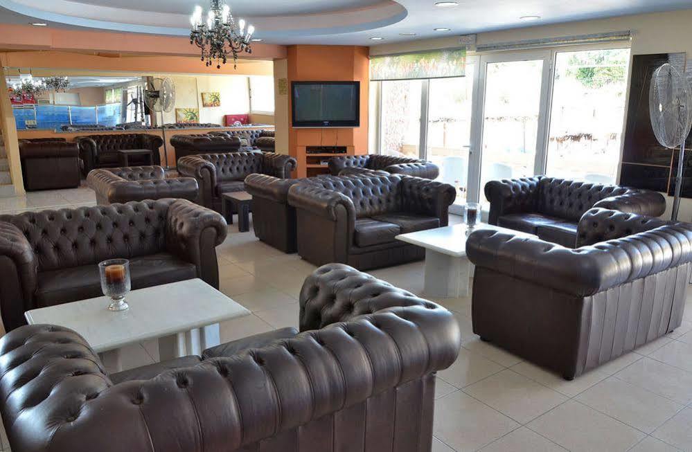 Mavrikos Hotel Plános Екстериор снимка