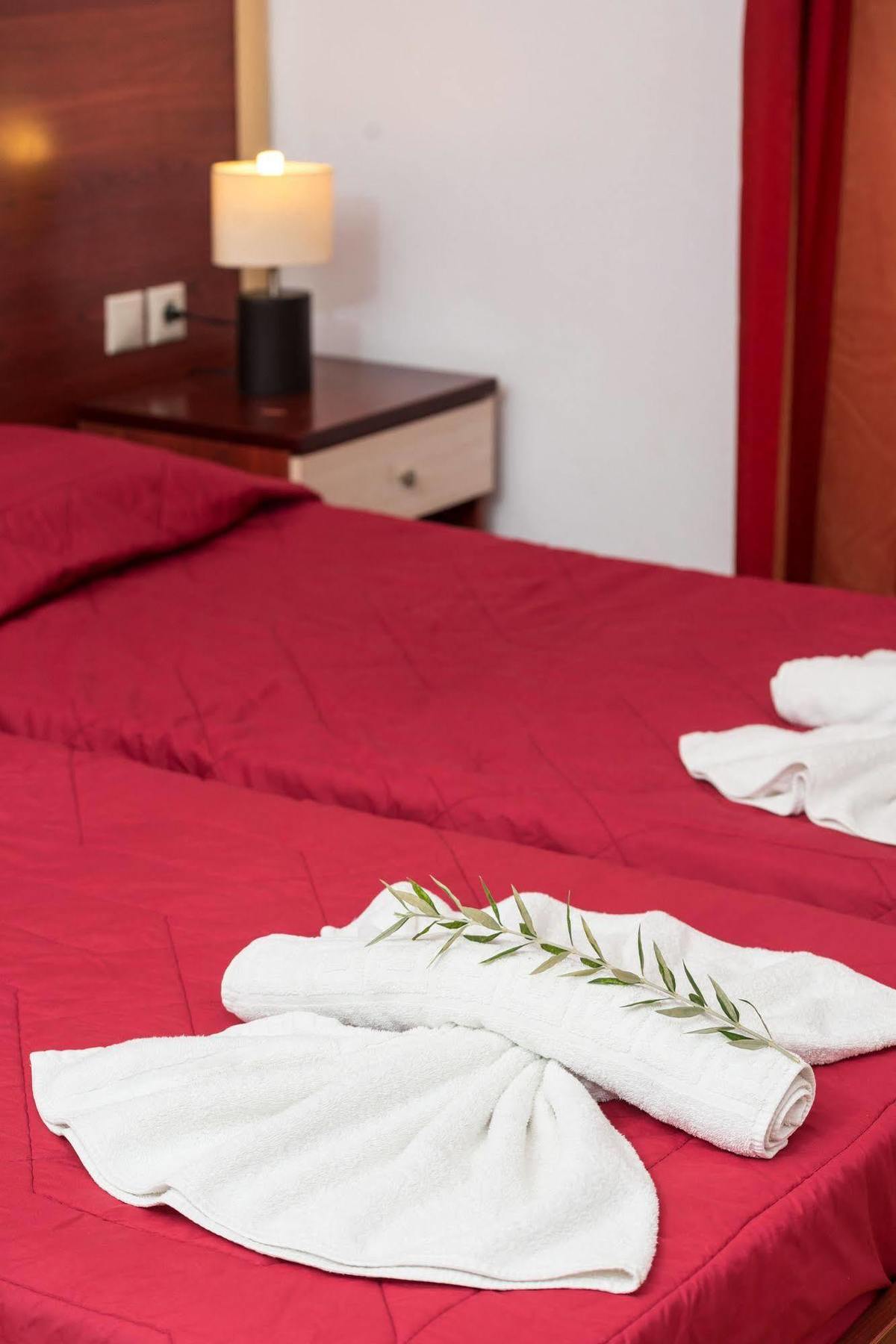 Mavrikos Hotel Plános Екстериор снимка