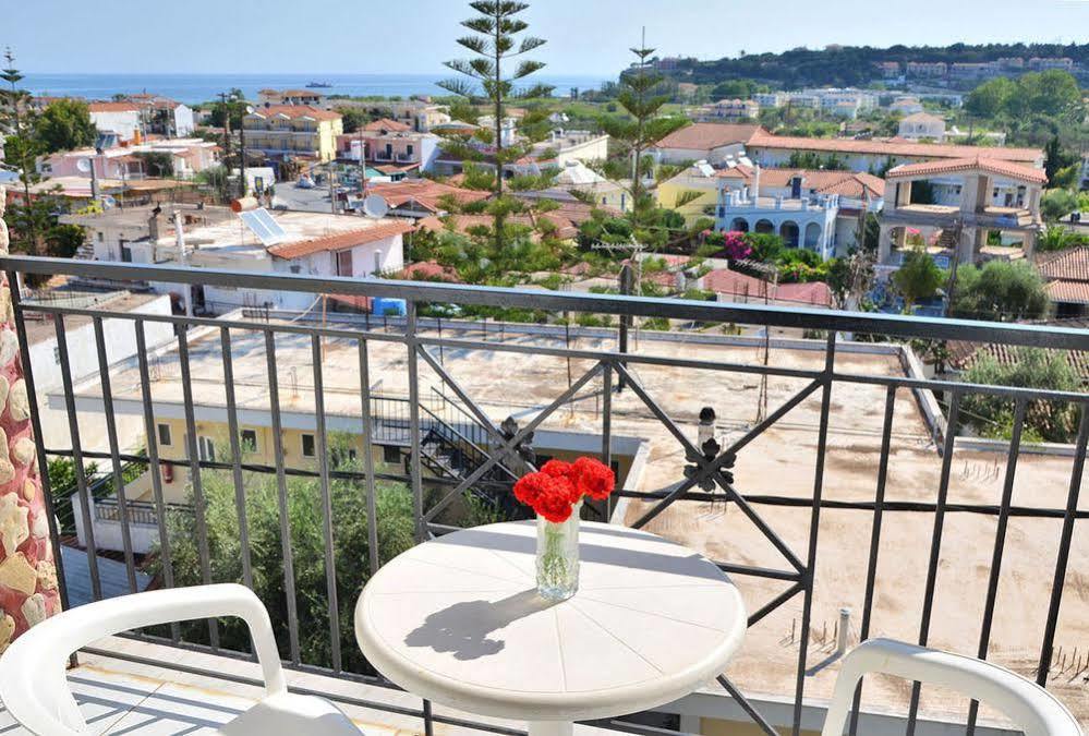 Mavrikos Hotel Plános Екстериор снимка