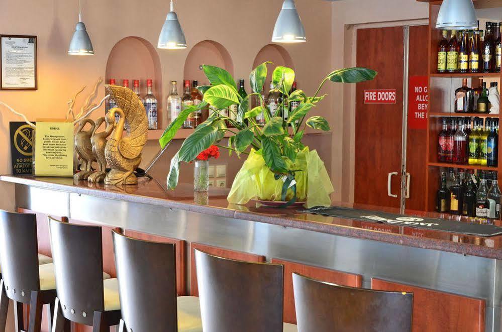 Mavrikos Hotel Plános Екстериор снимка