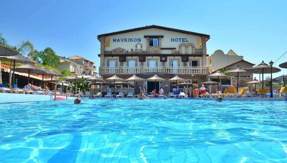 Mavrikos Hotel Plános Екстериор снимка